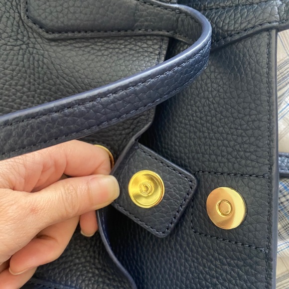 Toryburch Brody tote - Picture 7 of 8